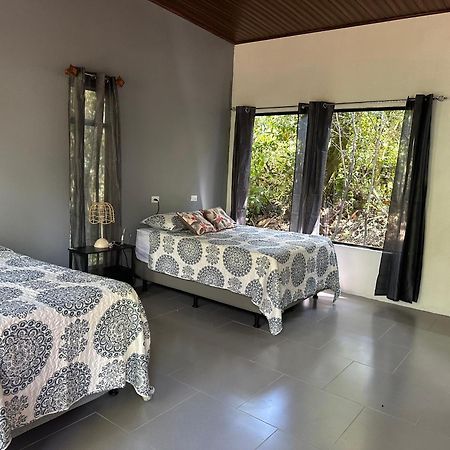 Cabanas Roca Verde Monteverde Eksteriør billede