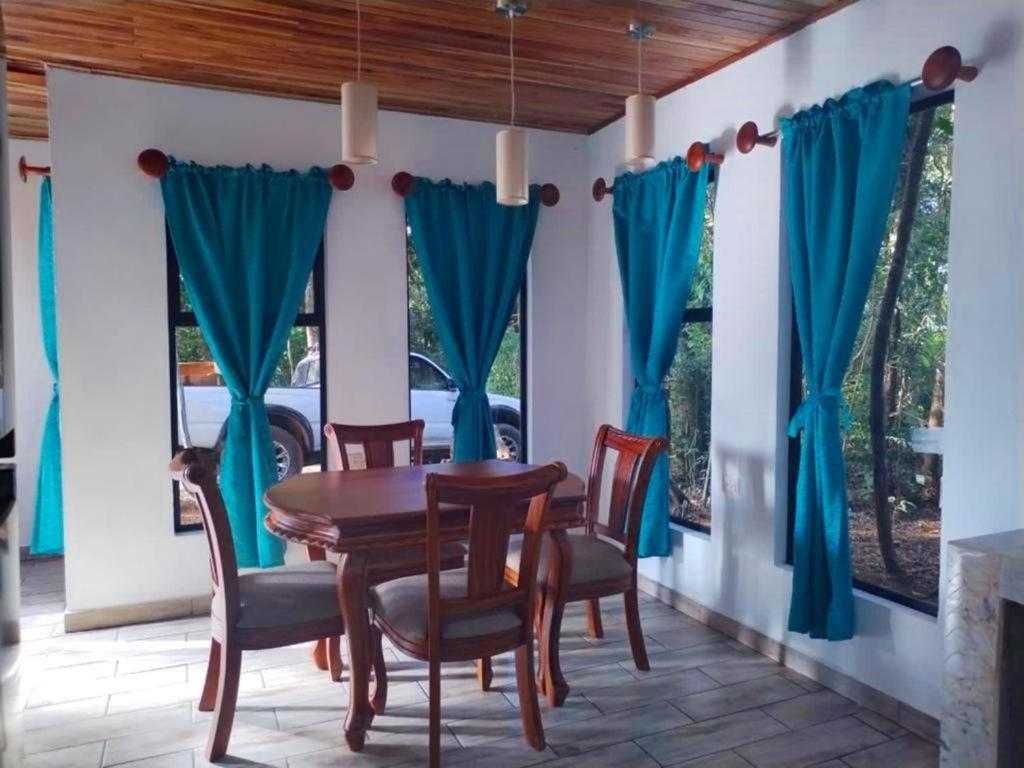 Cabanas Roca Verde Monteverde Eksteriør billede