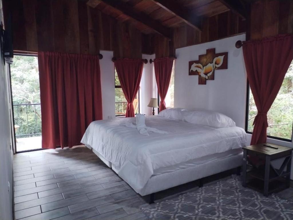 Cabanas Roca Verde Monteverde Eksteriør billede